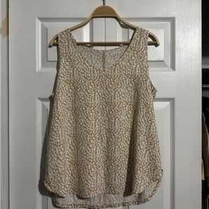 LOFT Tan and White Patterned Tank Top